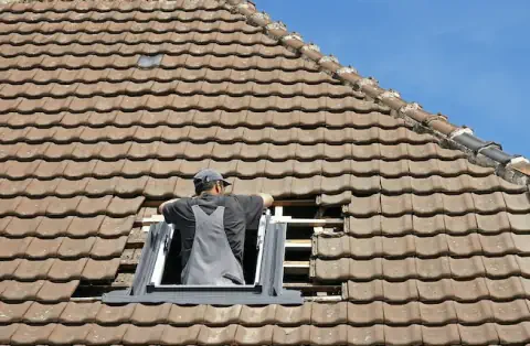 Pose de velux - La Rivière-Saint-Sauveur